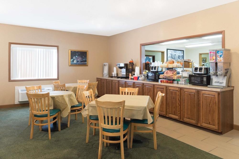 Super 8 By Wyndham Poplar Bluff Missouri Hotel Buitenkant foto