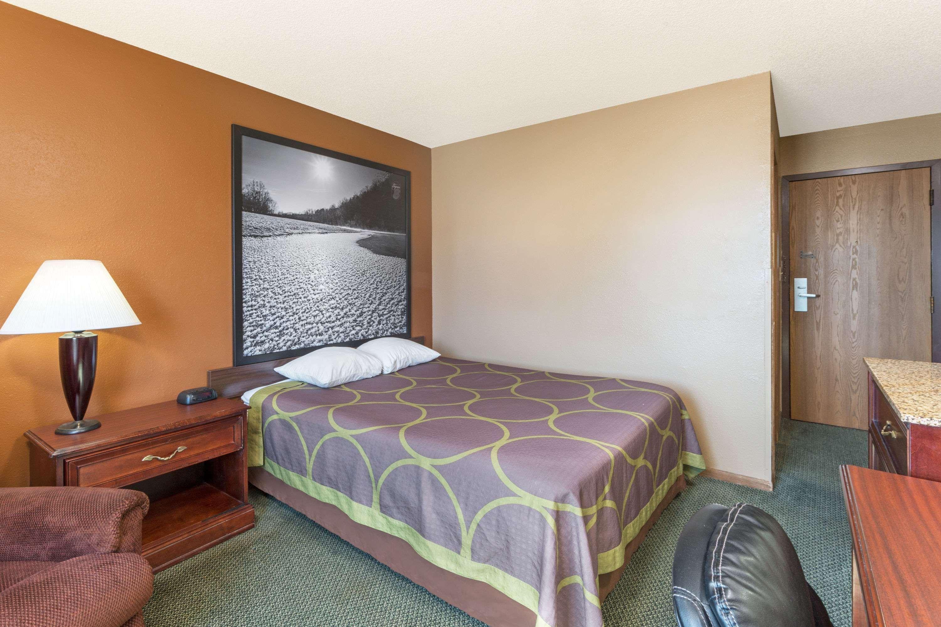 Super 8 By Wyndham Poplar Bluff Missouri Hotel Buitenkant foto